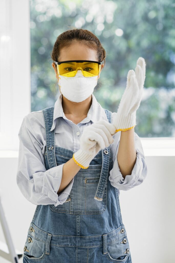 About Woman With Safety Equipment 683x1024